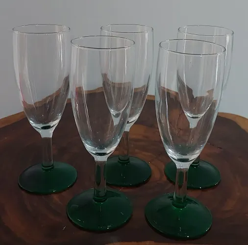 Jogo de taças de cristal