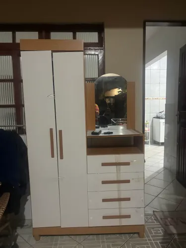 Vendo guarda roupa