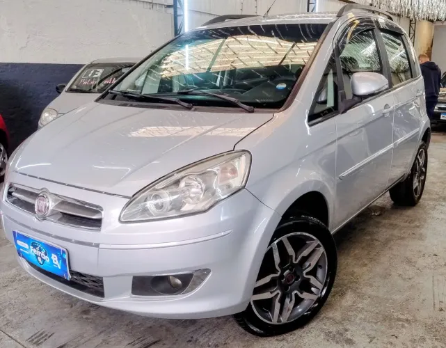 Fiat Idea Attractive 1.4 Fire Flex 8V 5P 2014