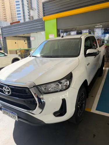 Toyota Hilux CD SRV 4X4 2.8 TDI Diesel Aut. 2021