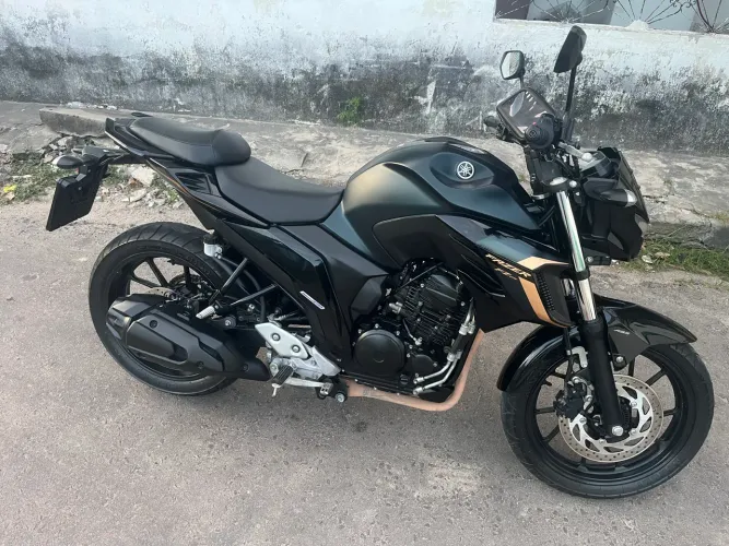 FZ25 2024 Quitada