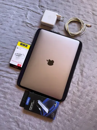 MacBook Pro M1 2020 8/256Gb