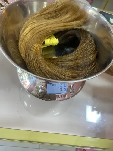 Vendo cabelo brasileiro já confeccionado em telas.