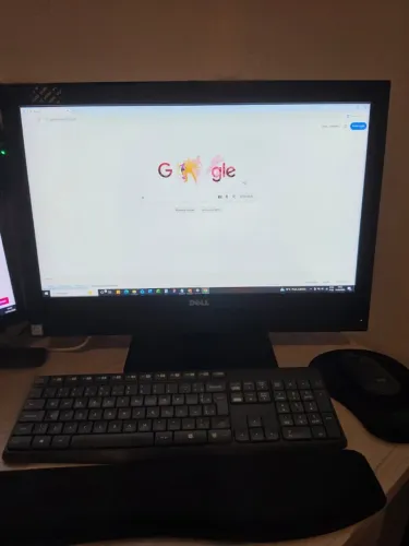 Desktop Computador Dell OptiPlex 5250 All-In-One Intel i5-7500 (7th Gen) - 16GB - 256GB