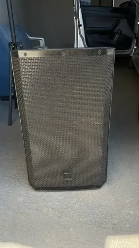 Caixa de som Elctrovoice zlx 15P 3.900,00