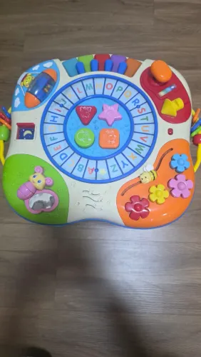 Mesa de atividade pedagógica 