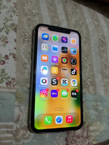 iPhone 11 64g Branco Única Dona . Aceito Cartão com Acréscimo da máquina 