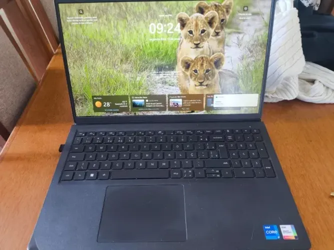 Dell Inspiron 5 i7 512 SSD 24gb de RAM