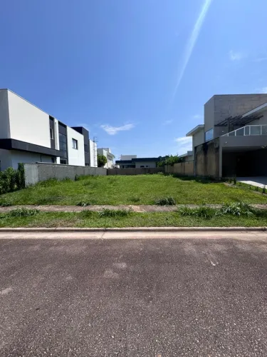 Terreno condomínio Ecoville