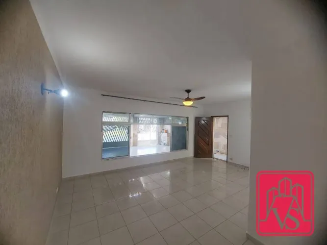 Casa com 3 dormitórios para alugar, 200 m² por R$ 5.700,00/mês - Jardim Hollywood - São Be