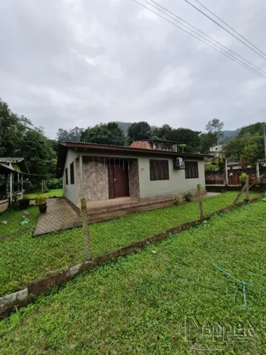 Casa residencial para alugar no bairro Diehl com 100 m² e 3 dormitórios/quartos.