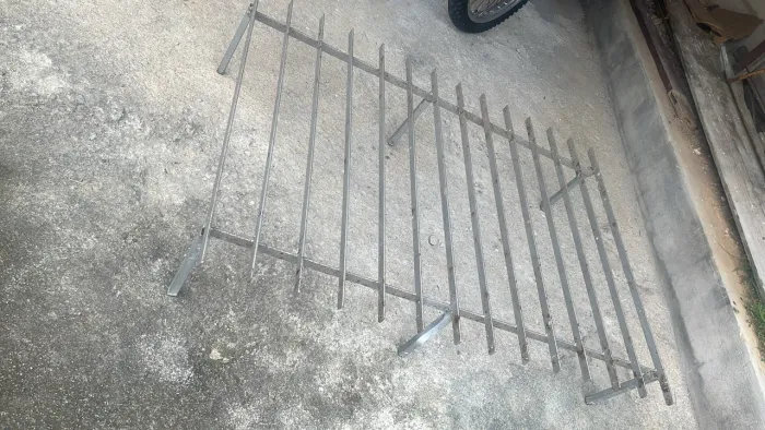 Pallet de ferro estruturado suporta até 1.000 kg