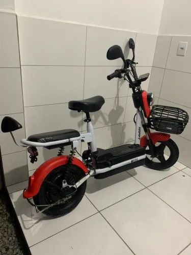 Vendo scooter elétrica 