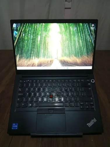 Notebook Lenovo E14 2° Geração / I5 12°gen