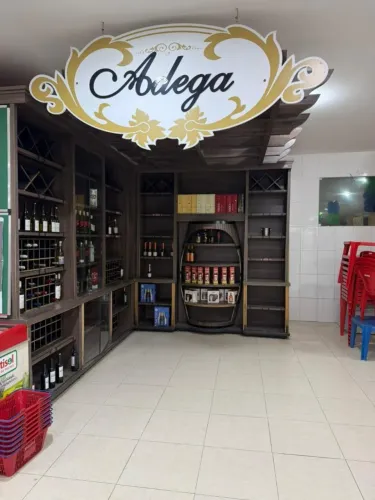 Expositor de Vinhos em Madeira (Adega) - Marca Promarket