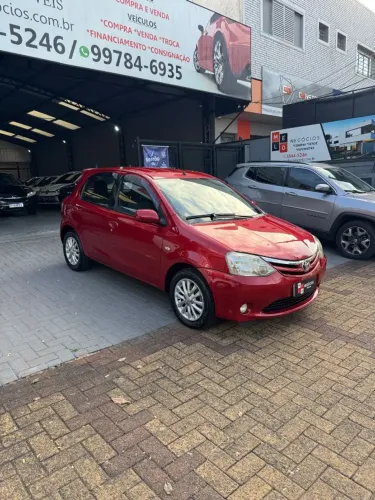 Toyota Etios XLS 1.5 Flex 16V 5P Mec. 2013