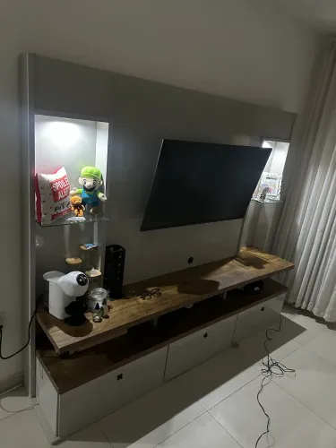 Estante e painel  home 