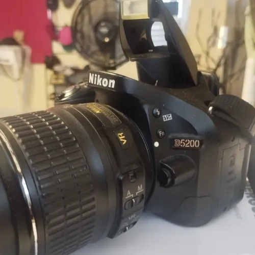 Vendo Nikon 5200