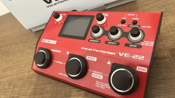 BOSS VE-22 Vocal Performer | Processador Multiefeitos para Voz e Preamp de Microfone Profi