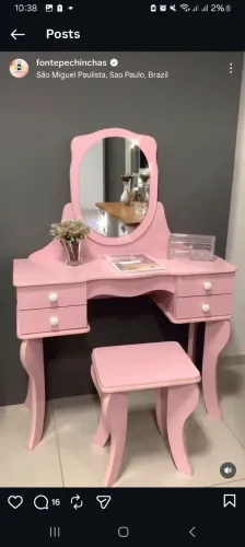 Penteadeira rosa em ótimo estado 