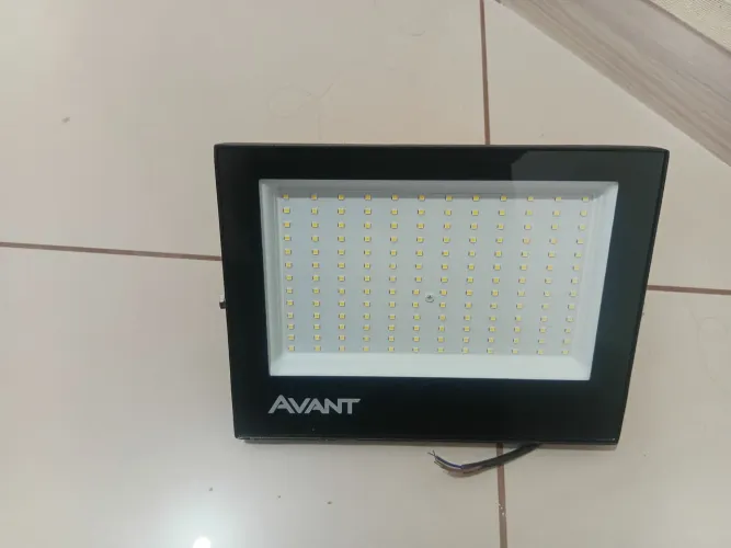 Refletor de Led Novo