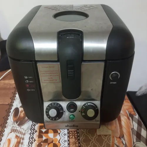 Fritadeira com óleo 