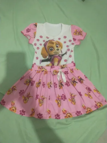 Vestido Sky Tam 2a3 anos + sandália Tam 21/22 ou sandália 23/24
