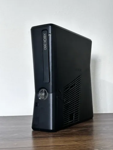 Video Game Xbox 360 - Slim Model 1439 - Retirada de Peças