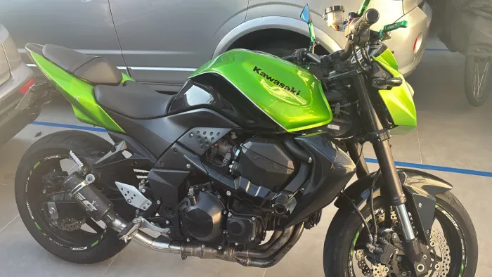 KAWASAKI Z-750cc 2011