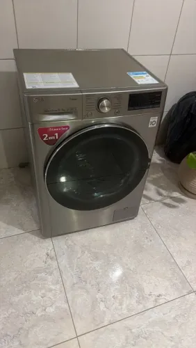 Máquina de lavar e secar LG
