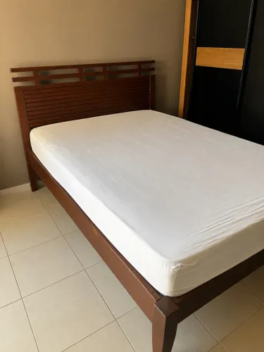 Cama de Casal com Colchão