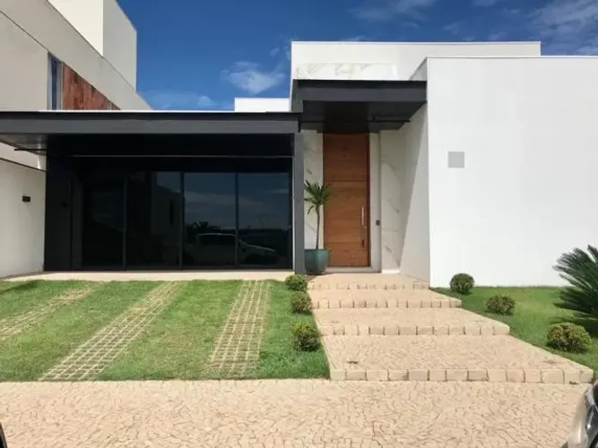 Casa Condomínio ou Loteamento Fechado em Uberlândia