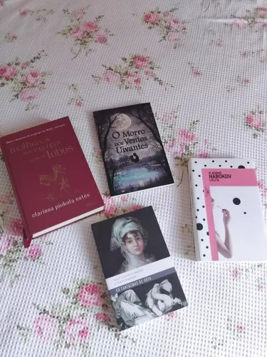 Venda de livros em ótimo estado.