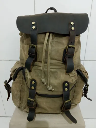 Mochila Vintage Importado Lona e Couro legítimo 
