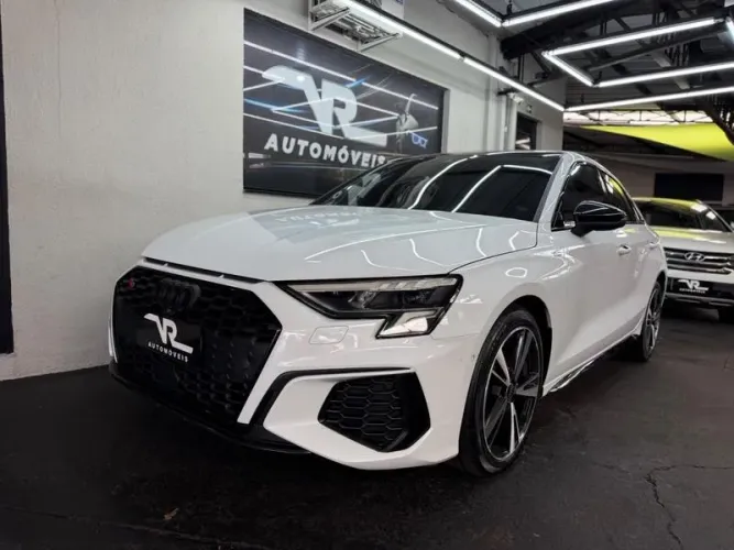 Audi A3 Sed.perf. Black 2.0 TFSI S-tronic 2023