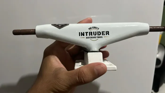 Truck intruder pro 159 mm