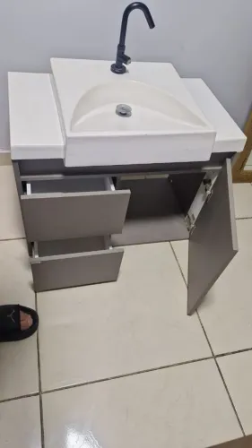 Vende se kit lindo de banheiro Retirar taipas zn