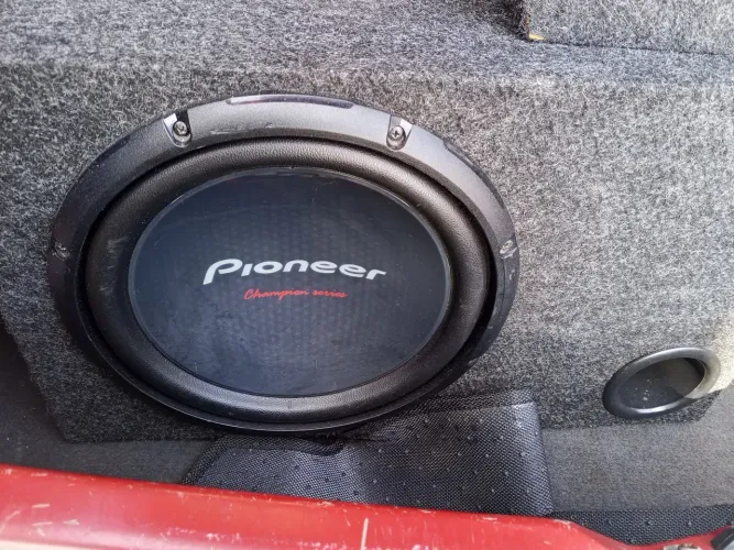 Vendo sub Pioneer muito bom sem detalhes