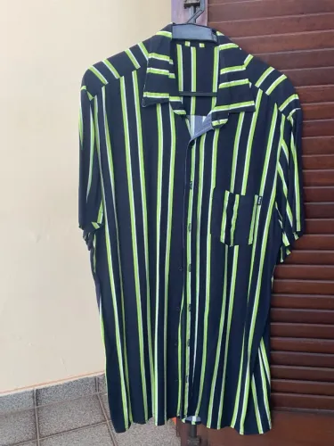 3 camisas masculinas de botão (manga curta), marcas Baw e Hering.