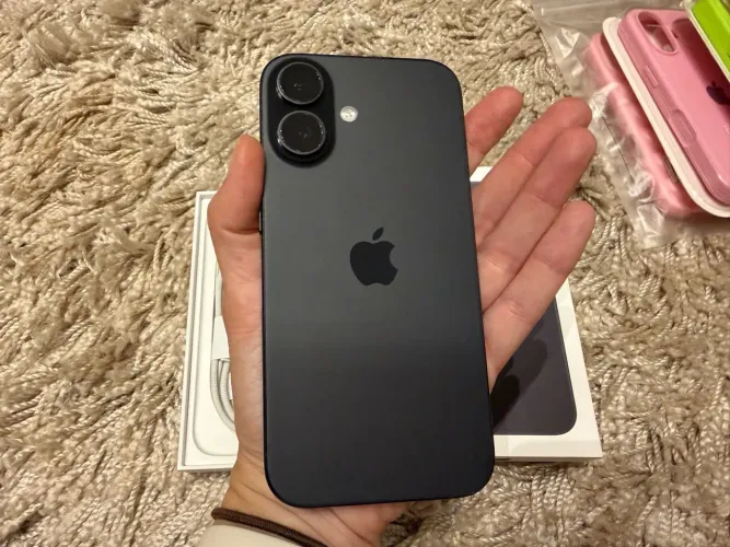 iphone 16 512GB semi novo 90% bateria ainda na garantia