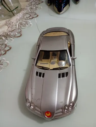 Carrinho de controle remoto 