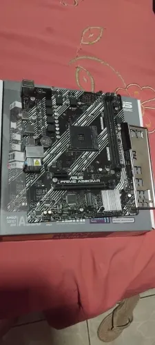 Placa mãe Asus nova