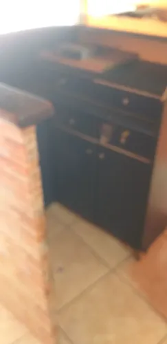Vende se um balcão de caixa