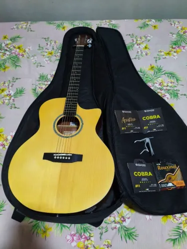 Vendo Violão Giannini perfomace elétrico 