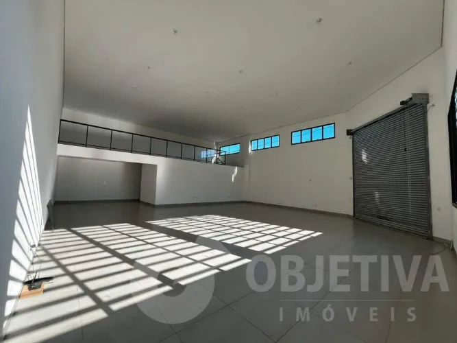 Galpão para aluguel, 4 vagas, LARANJEIRAS - UBERLANDIA/MG