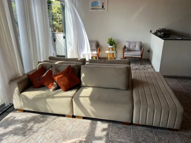 Sofá modular premium em excelente estado (Paguei 6K estou vendendo por 4k)