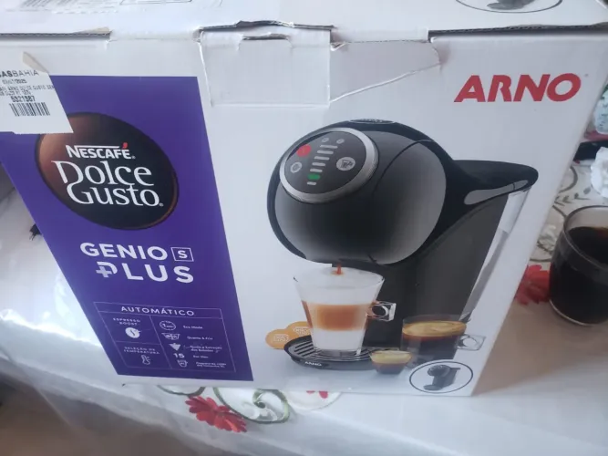 Cafeteira Dolce Gusto Gênio S Plus