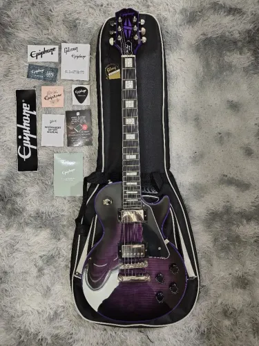 Guitarra Epiphone LP Custom Widow 