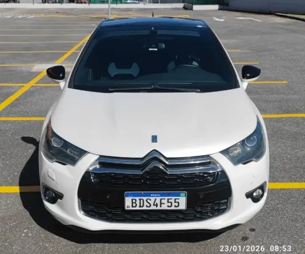 Citroen DS4 1.6 Turbo 16V 5P Aut. 2013