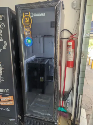 Exposito imbera full Black vr08 244L novo na caixa 